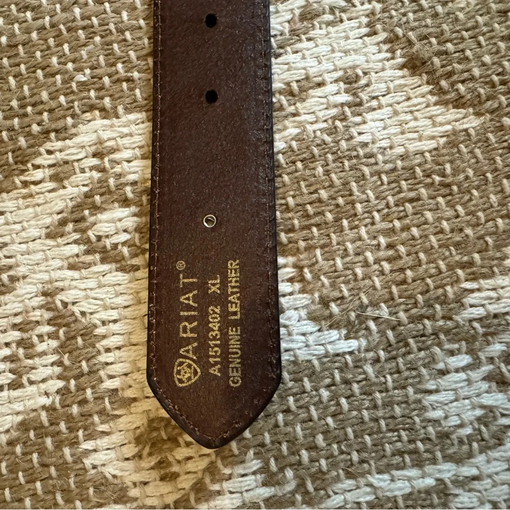 Ariat Brown Genuine Leather Belt with Silver Buckle and Swarovski Crystals - Picture 7 of 15